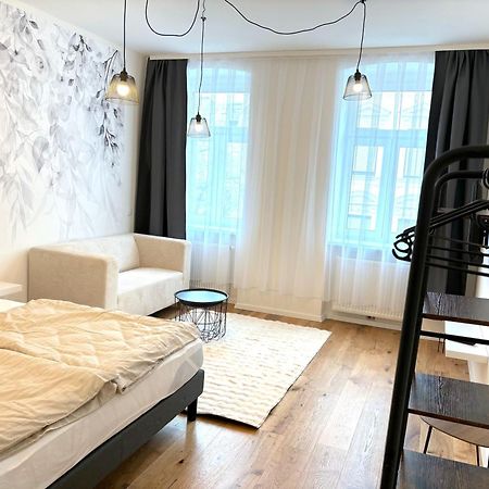 Traumhafte Wohnung Fuer 2, Walk In Dusche, Extra Kueche, Nespresso, Zentral 비엔나 외부 사진